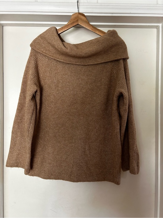 H&M Sweaters - H&M Ribbed Off-Shoulder Foldover Sweater - Camel Brown